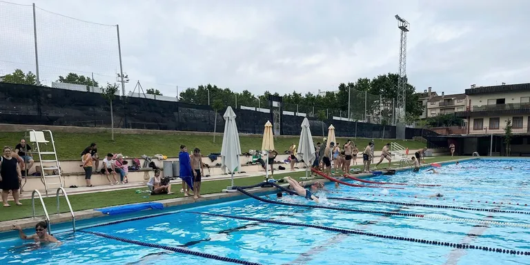 Obertes les inscripcions a l'Hora de Resistència de Natació de les piscines municipals de Solsona
