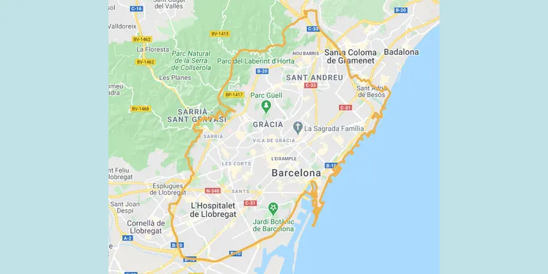 Barcelona comença a sancionar per circular sense distintiu ambiental per la 'Zona de Baixes Emissions'