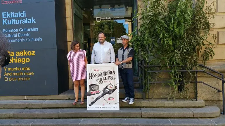 CANNED HEAT Y GOLDEN STATE LONE STAR REVIEW EN EL HONDARRIBIA BLUES FESTIVAL