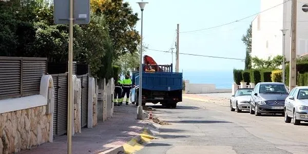 En marxa la renovació de l’enllumenat del carrer Santa Marta
