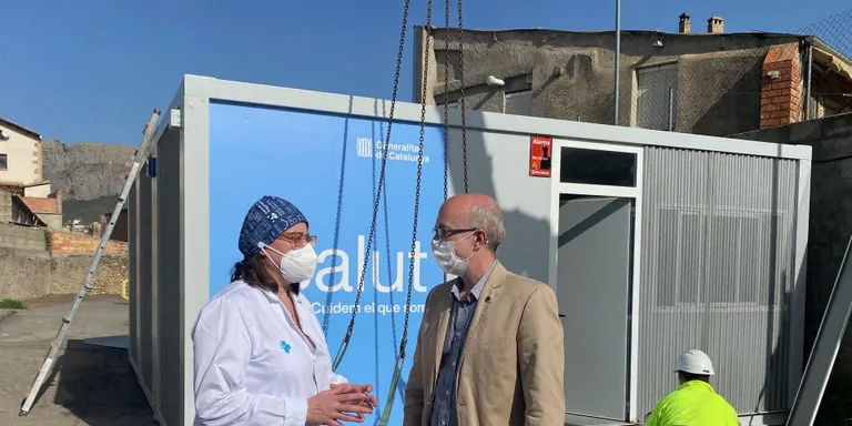 Instal·lació de mòduls de suport als centres d'atenció primària de la Seu d'Urgell i Oliana per a l'activitat COVID