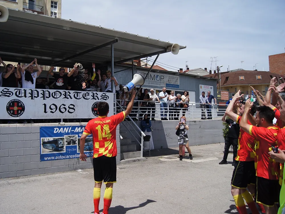 Al final de la temporada, unió perfecte entre jugadors i aficionats