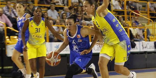 Debut del Cadí La Seu amb derrota davant el Perfumerías Avenida (62-53)