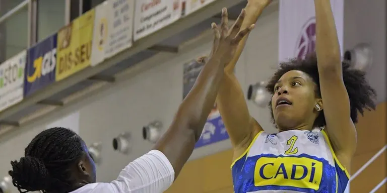 Tinara Moore no seguirà al Cadí La Seu