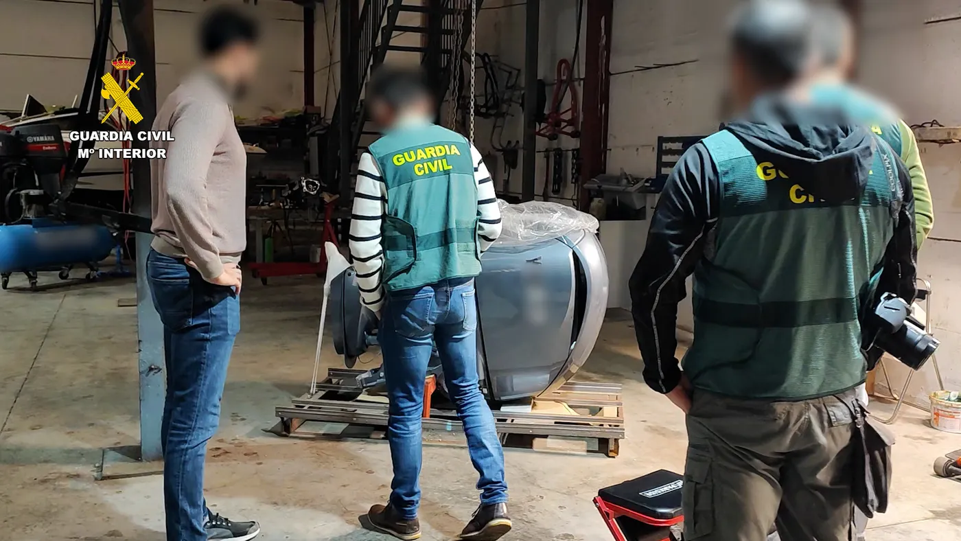 La Guàrdia Civil deté 19 persones a Tarragona i Almeria per portar migrants en pasteres taxi