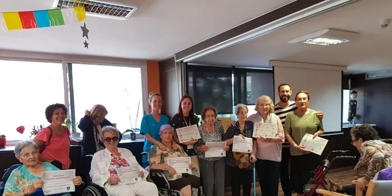 L'ambulatori i les quatre residències de Pineda commemoren el Dia Internacional de la Gent Gran