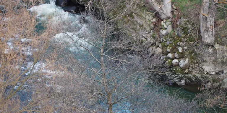 L'aigua del riu Valira ja ha tornat aquesta tarda al seu aspecte habitual