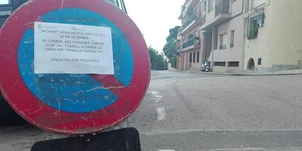 Treballs d’asfaltat als carrers de les Esplanes i Clot de Torrell a partir d’aquest dimecres