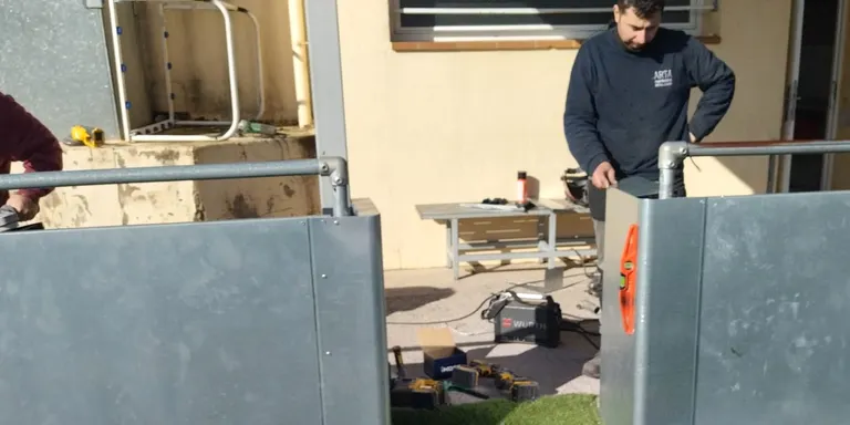 L'Ajuntament de Solsona enllesteix millores a la seguretat del camp de futbol