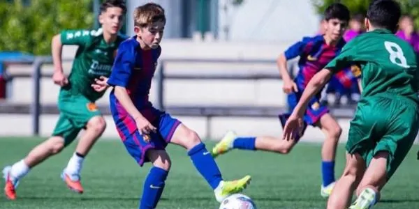 L’altafullenc Enzo Márquez, campió de lliga amb el FC Barcelona Infantil S13 de Divisió d’Honor