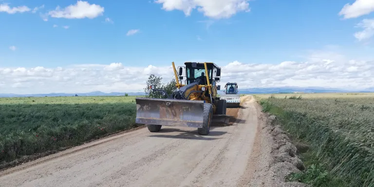 L’Ajuntament de Torrefarrera realitza obres de millora en camins i aparcaments del municipi