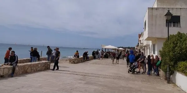 Altafulla viu gairebé una “segona Setmana Santa” amb el pont del primer de maig