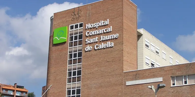 L'Hospital de Calella va "minimitzar" la sospita de maltractament al nadó mort al gener segons un estudi del Síndic de Greuges