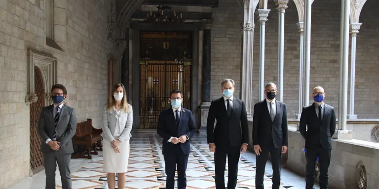 Aragonès anuncia una campanya "intensa" de recollida de material humanitari per a Ucraïna