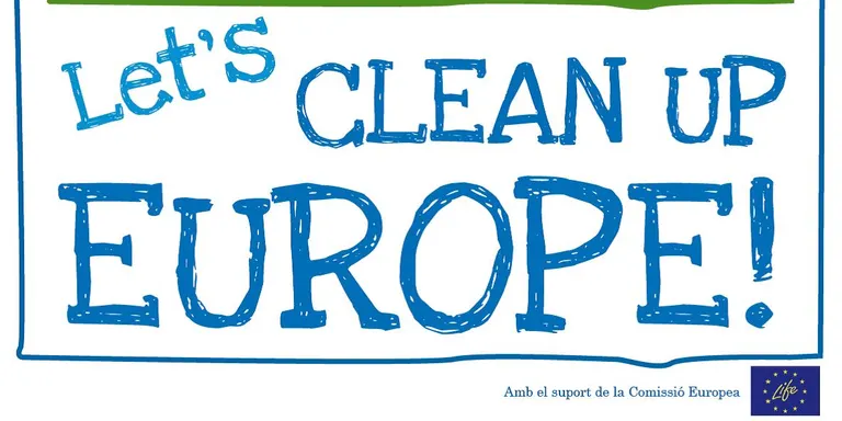 Més de 400kg van recollir ahir una trentena de voluntaris en la jornada del Clean Up Europe