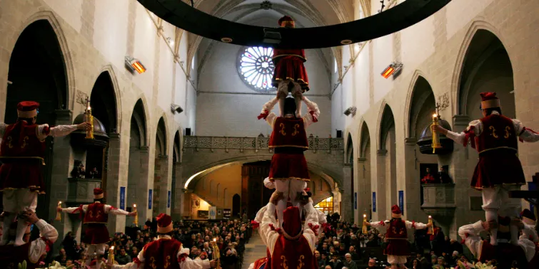 La Moixiganga i l’ofici religiós marquen els actes de la Candela