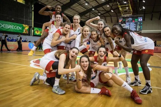 La Selecció U-19 de bàsquet entra a quarts de final després de superar Japó (71-64)