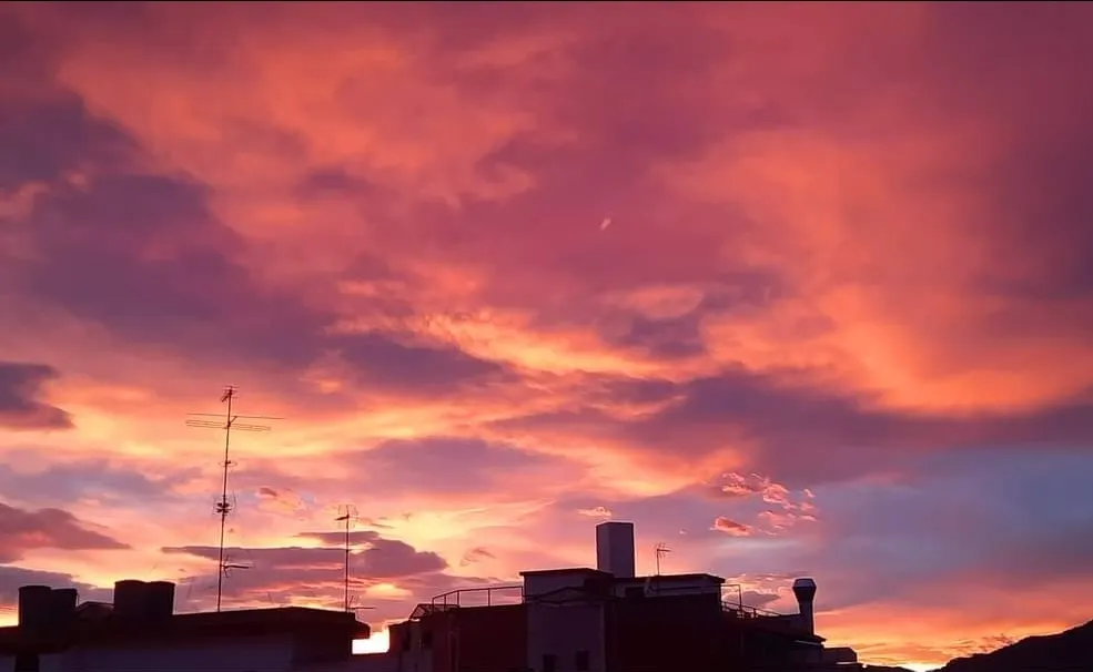Dia ennuvolat i ambient agradable