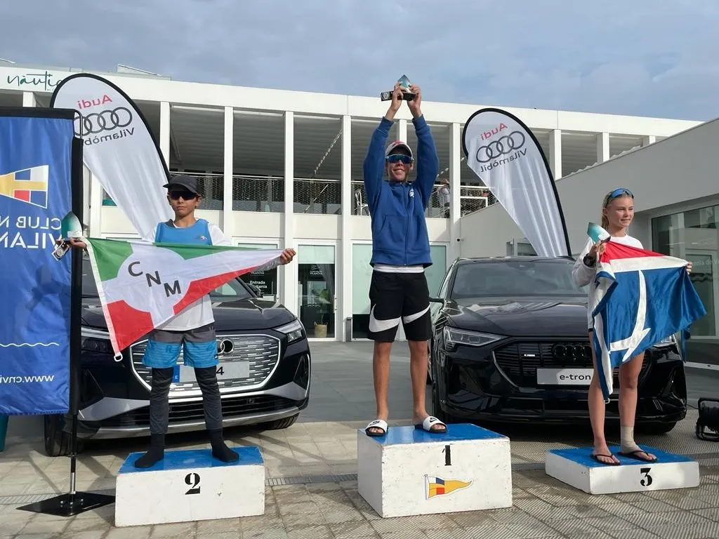 Cap de setmana d'excel·lents resultats en vela per l’equip d’Optimist i la secció de creuers del Club Nàutic Cambrils