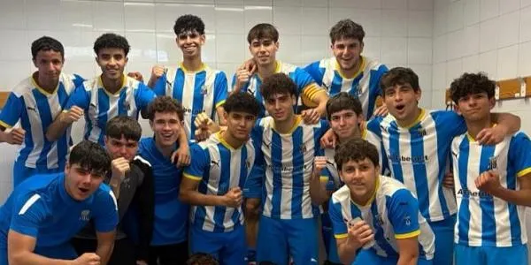 El Juvenil de la Torre assoleix una treballada victòria davant l’EFB Calafell ‘C’ (0-2)