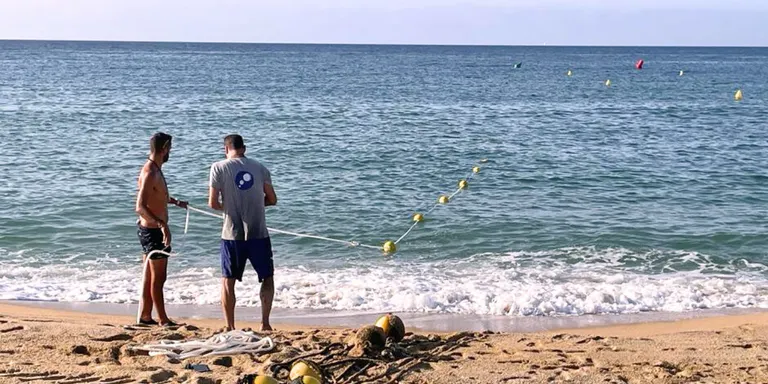 Renoven les línies de vida de les tres platges arenyenques