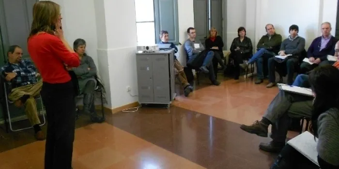Baixa la taxa d’atur a Arenys de Mar durant el mes de maig