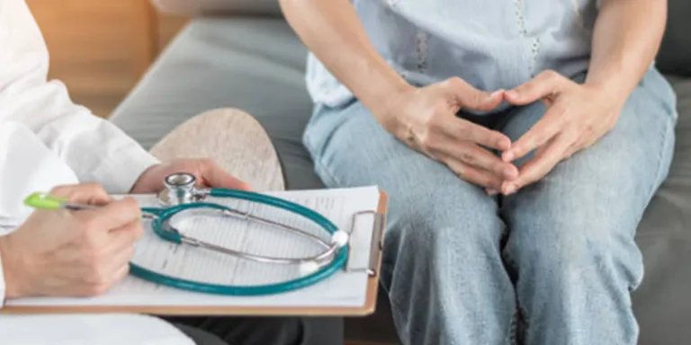 Dolor articular i rigidesa: els símptomes menys coneguts de la menopausa