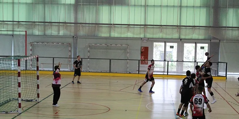 L’Handbol Rubí es troba a un pas de tornar a la Segona Catalana