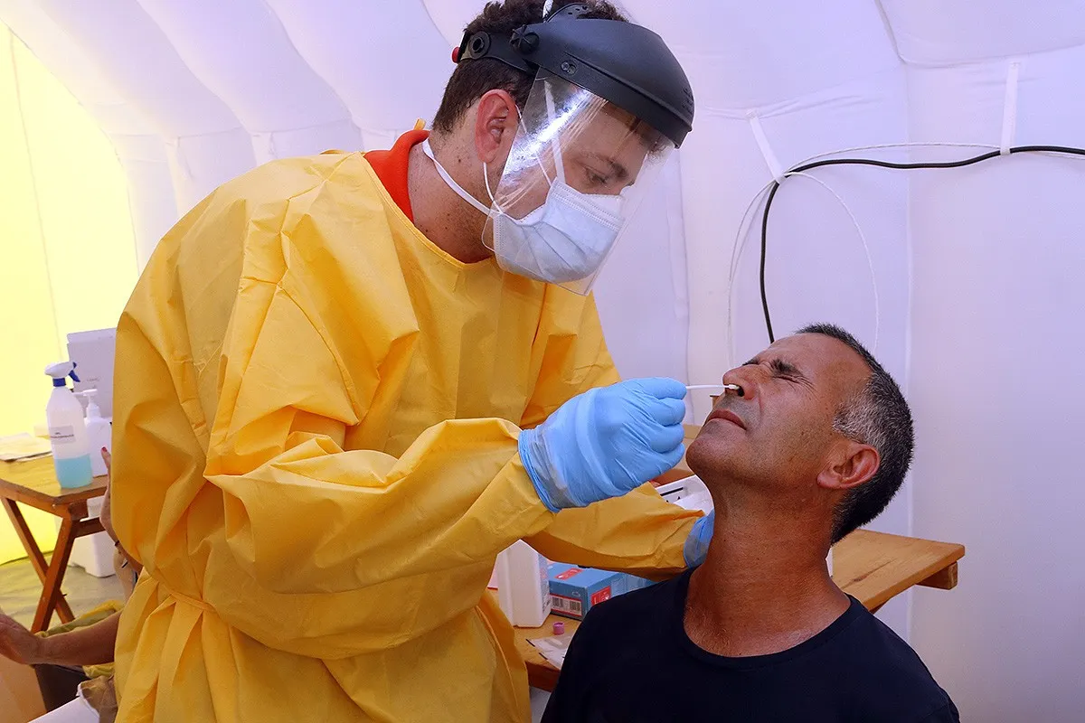 El Camp de Tarragona registra 51 casos nous de coronavirus i una nova defunció