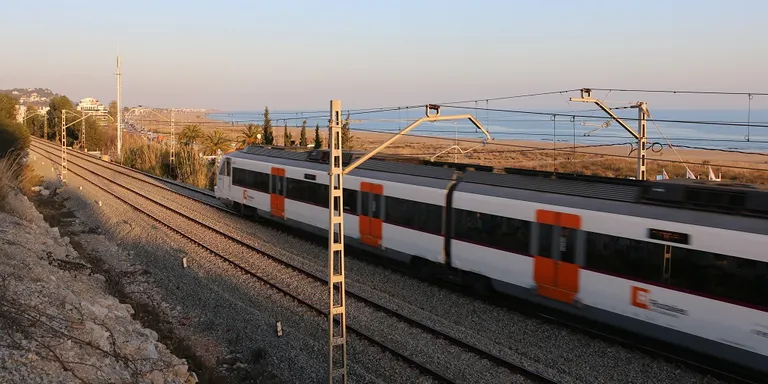 Rodalies ofereix més places coincidint amb la revetlla de Sant Joan