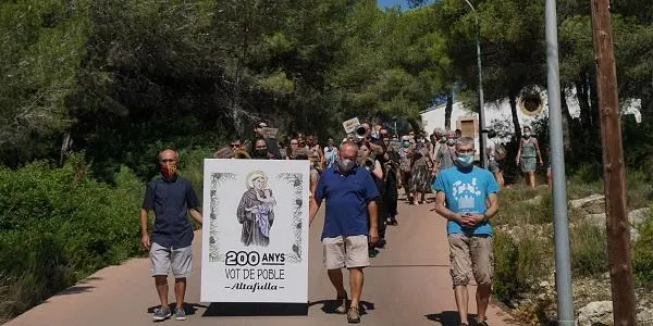Punt final a la commemoració dels 200 anys del Vot de Poble amb la cercavila a l’Ermita i la Missa Solemne