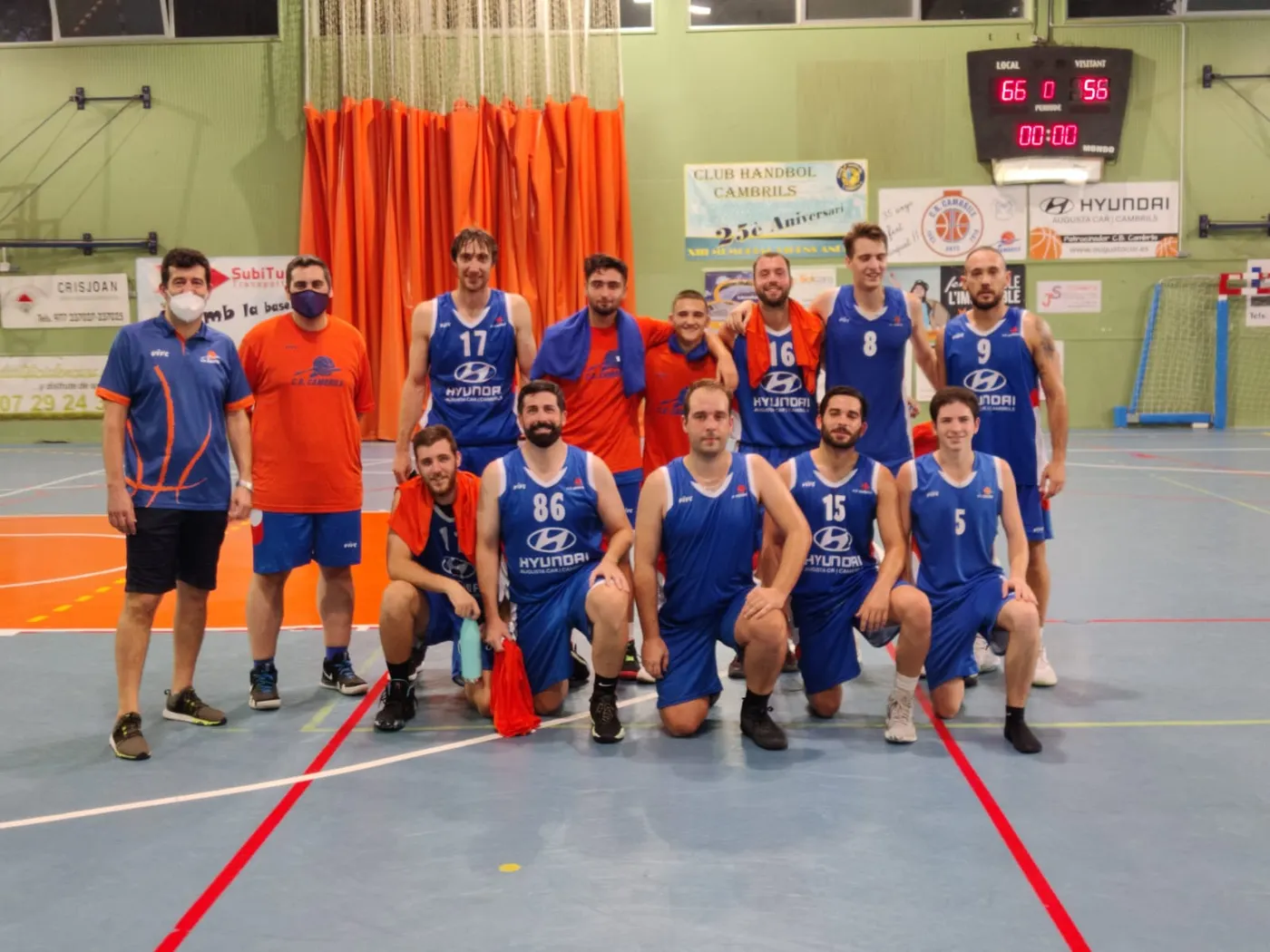  Partit de pretemporada molt intens del Club Bàsquet Cambrils davant del Pare Manyanet 