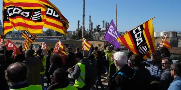 Inspecció de Treball de la Generalitat emet set informes contra l'empresa química IQOXE per infraccions greus