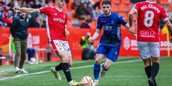El Nàstic perdona en excés i suma un punt estèril davant el San Fernando (1-1)