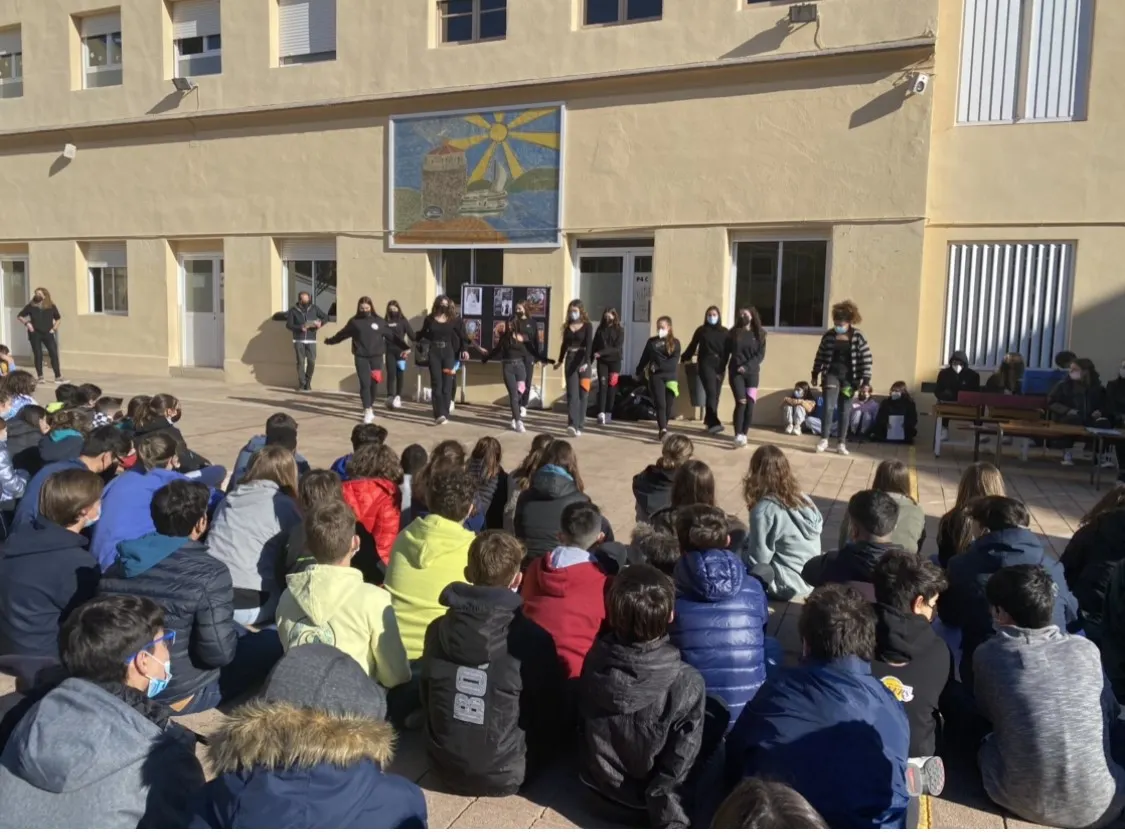 El Col·legi Cardenal Vidal i Barraquer de Cambrils celebra el Dia Escolar de la No Violència i de la Pau