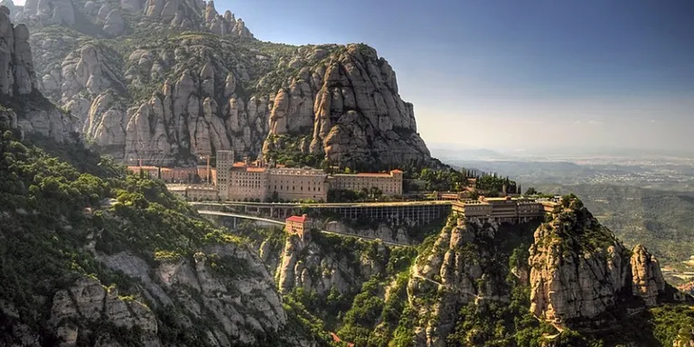 El Gong organitza una sortida a Montserrat per a fer convivència i aprofundir en els sentits
