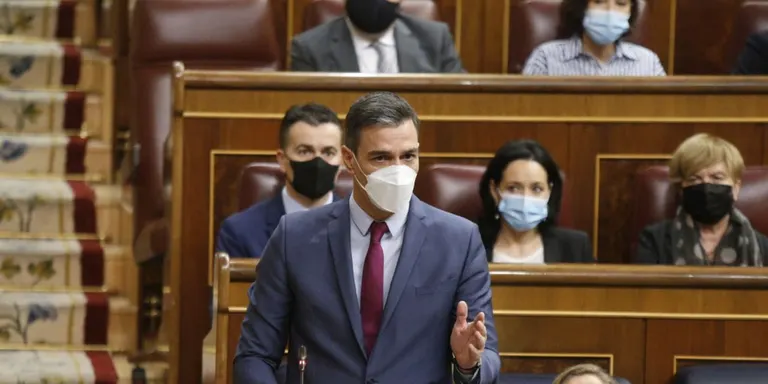 Sánchez anuncia als presidents autonòmics l'obligatorietat de l'ús de mascaretes en exteriors