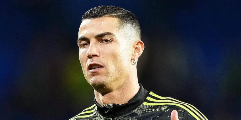 El Manchester United estudiarà sancions per les declaracions de Cristiano Ronaldo