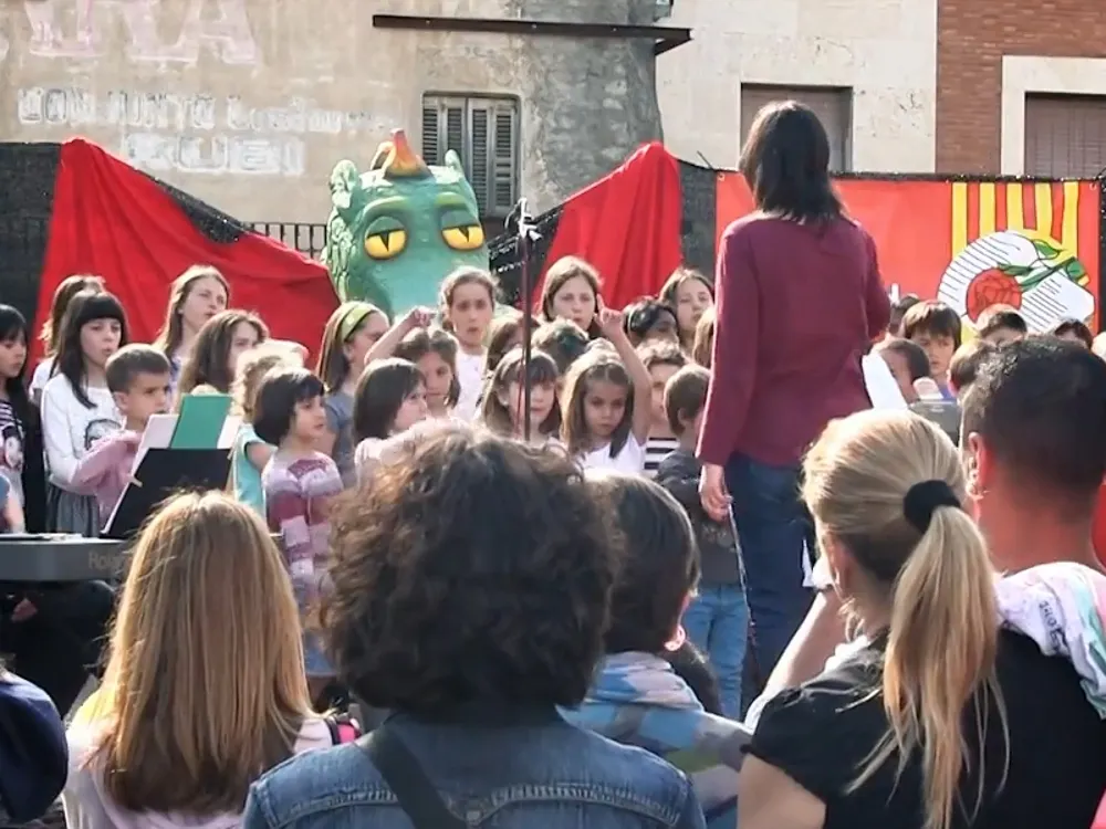 Els més petits també fan seva la diada de Sant Jordi