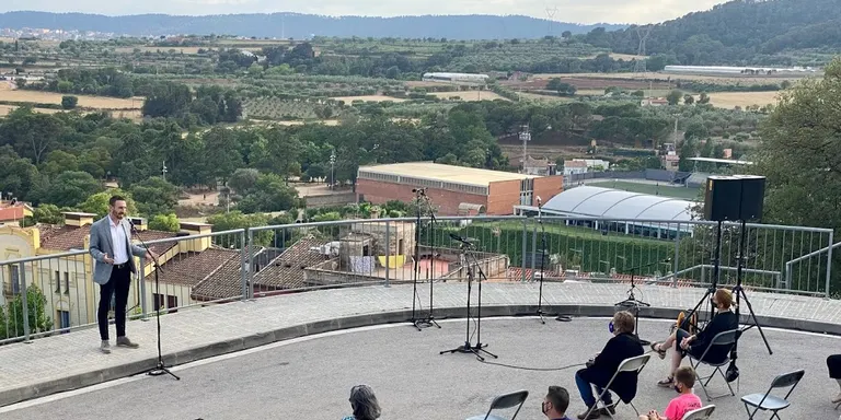 El mirador d’Elizabeth Eidenbenz enceta una sèrie de nous llocs públics de Caldes que rebran nom de dona