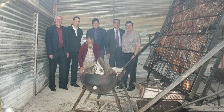 Gilabert assisteix a la Festa de la Vedella de Vilamitjana