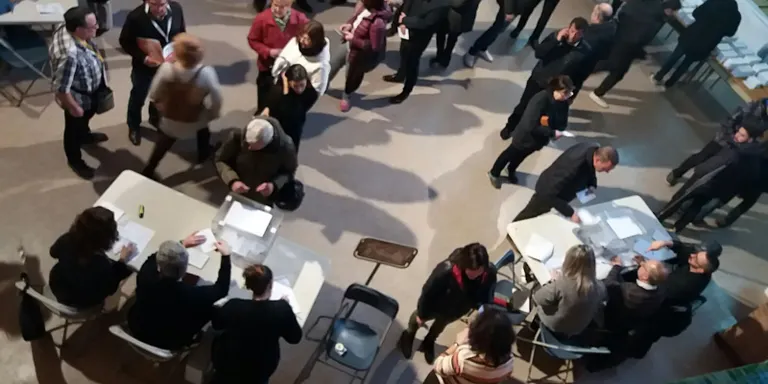 18.994 persones a Pineda, cridats a votar aquest dijous a Pineda
