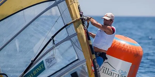Toni Bonet, segon en categoria absoluta d’RS:X, i primer en Sub-21 a la Copa d’Espanya