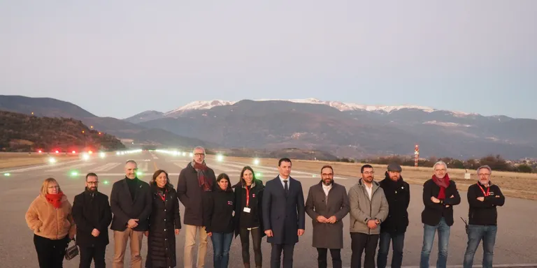 L'Aeroport Andorra-la Seu estrena la il·luminació nocturna