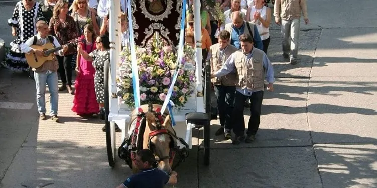 La Hermandad Nuestra Señora del Rocío celebra els seus 35 anys amb una sortida extraordinària