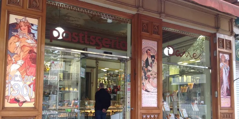 La Pastisseria Danés tanca, però de cara a Nadal podria tornar a haver-hi coquetes d'Arenys
