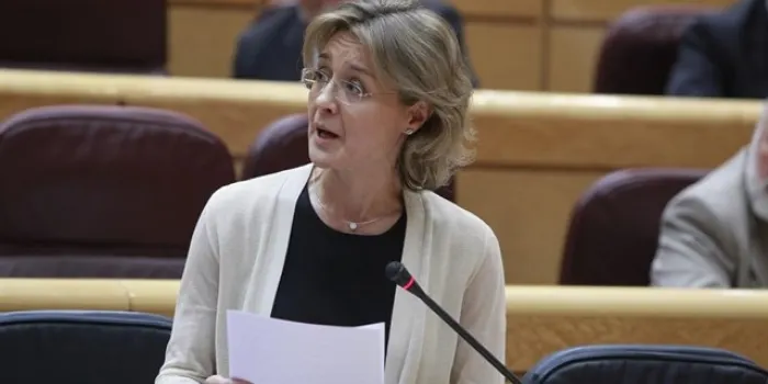 Tejerina s’empara en criteris científics per autoritzar la pesca de corall