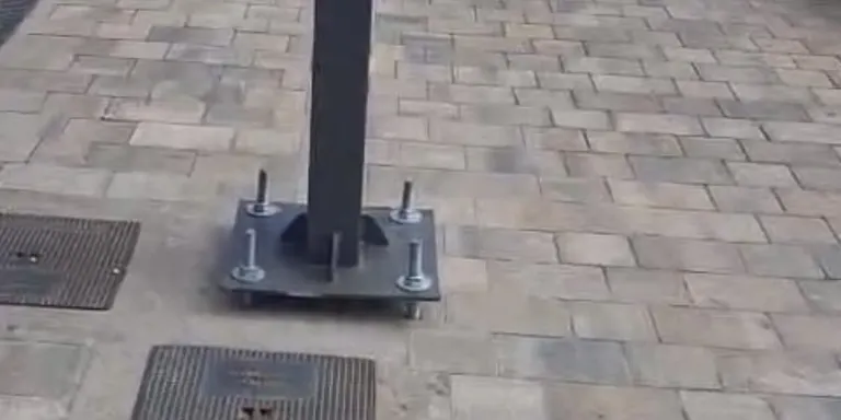 Las nuevas luminarias de Melenara nacen con un peligro a ras de suelo