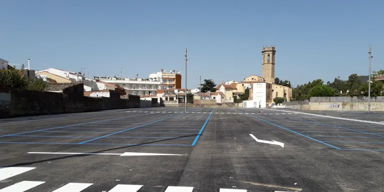 L'empresa municipal Via a Punt, SL estudiarà fer canvis en el funcionament del pàrquing de la «Mina» de Pineda