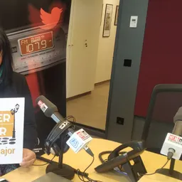 Entrevista local a Mónica Alves, presidenta de l'Ass. Restauració i Hoteleria del municipi - episode art